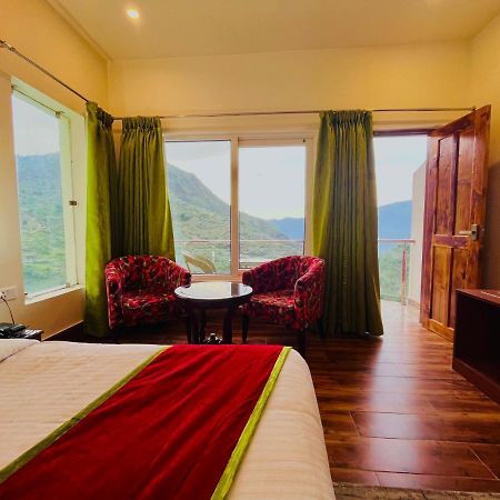 Kempty Myst Resort, Mussoorie - A Comfortable Stay Ngoại thất bức ảnh