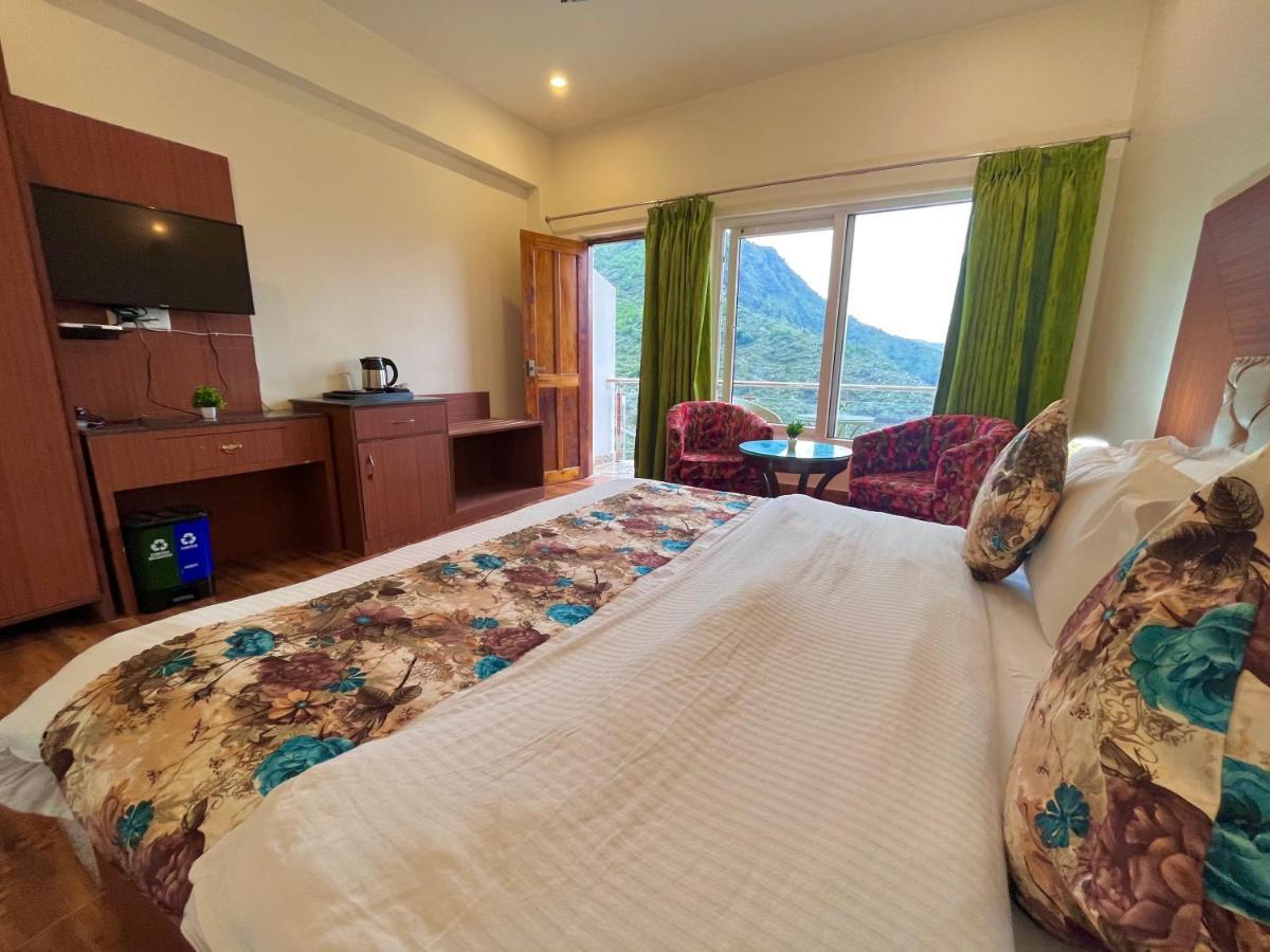 Kempty Myst Resort, Mussoorie - A Comfortable Stay Ngoại thất bức ảnh